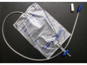 كيس جمع بول صليبه